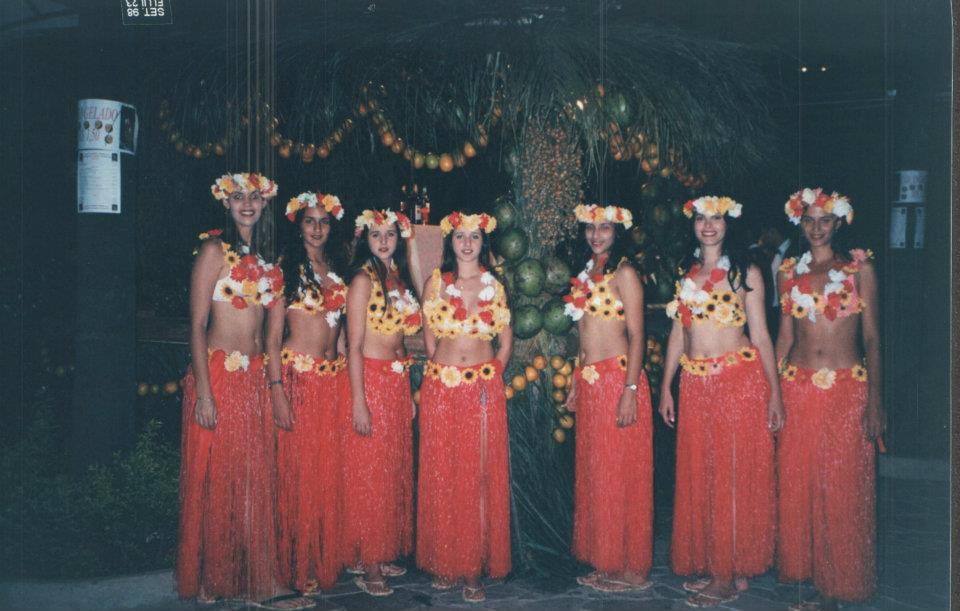 BAILE HAWAI RECRA.jpg