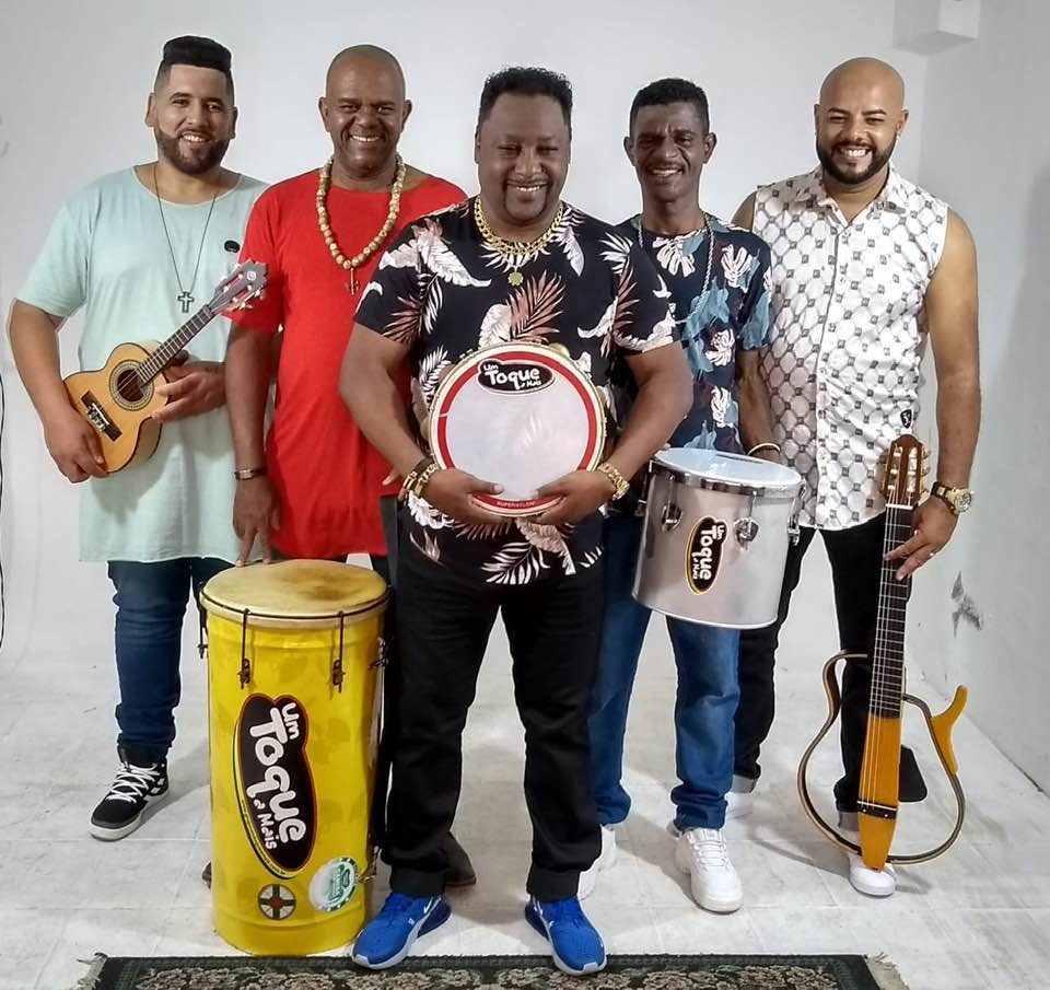 GRUPO UM TOQUE A MAIS (11).jpg